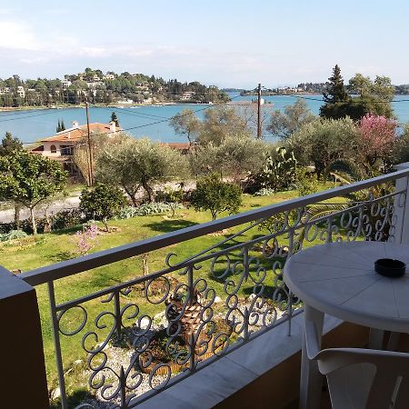 Athineos Apartments Коммено Экстерьер фото