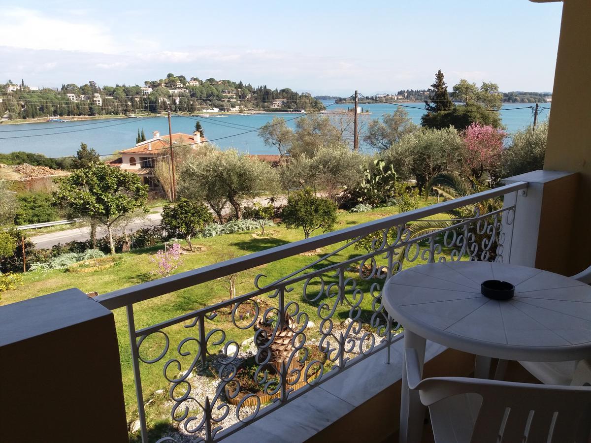 Athineos Apartments Коммено Экстерьер фото
